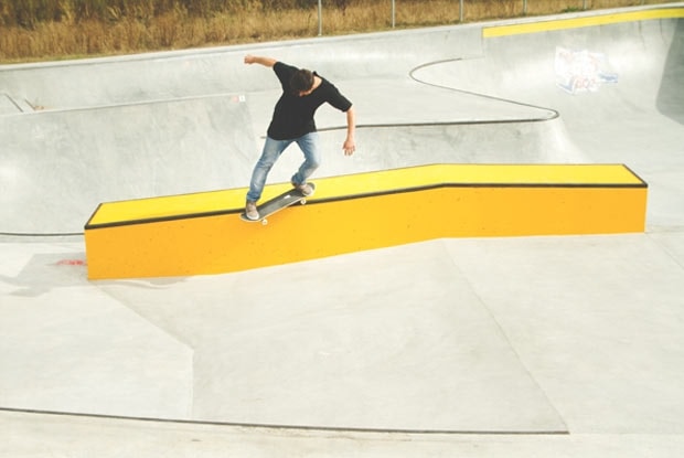 2 ZELTE, 3 TAGE, 4 RÄDER UND BETON