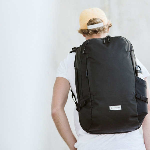 Transit Line Travel Pack 28 L, black