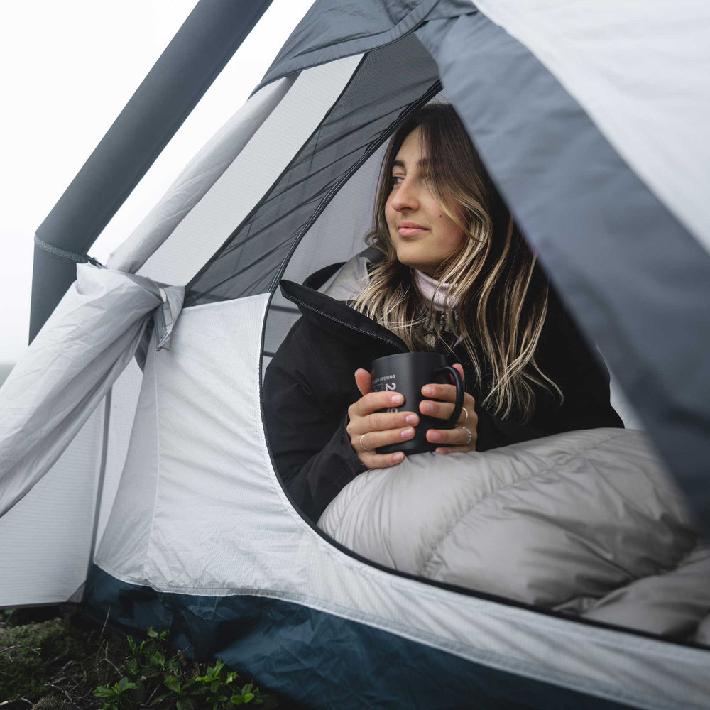 Eingänge/Fistral ist symmetrisch aufgebaut und hat Eingänge auf beiden Seiten mit großen Vorräumen.