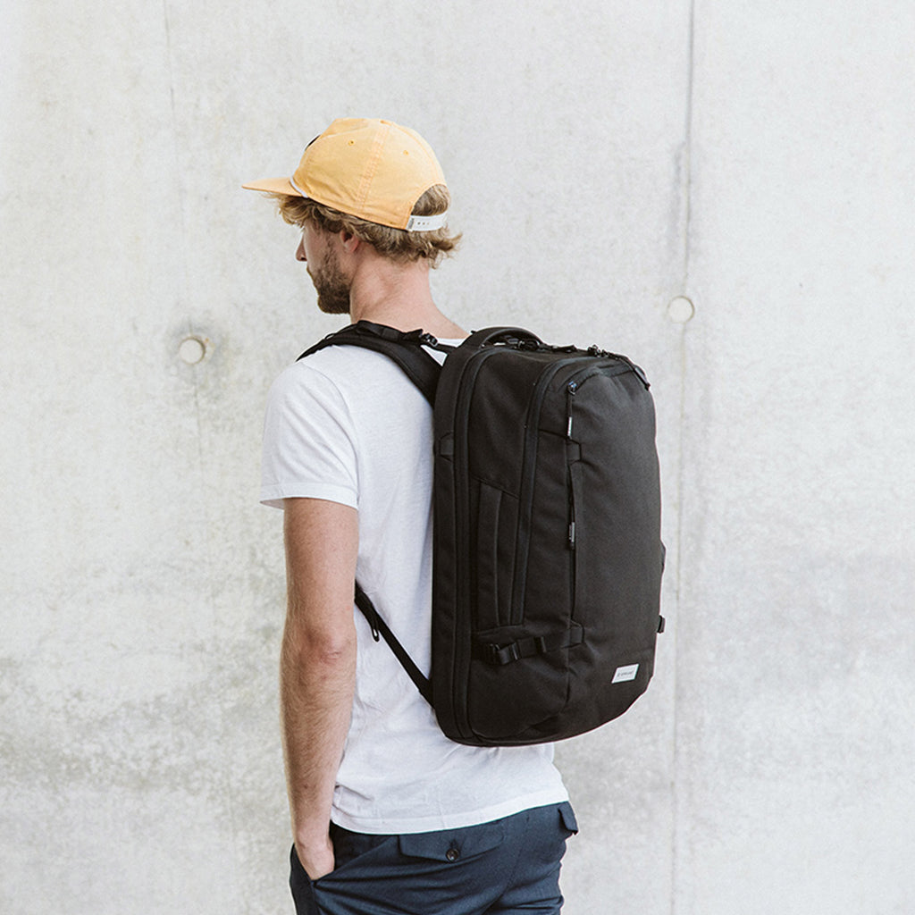 Transit Line Travel Pack 34 L, black
