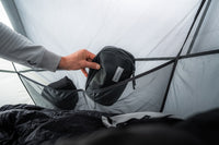 Innenfächer/Durchsichtige Mesh-Taschen im Zeltinneren für gute Organisation und Übersicht.