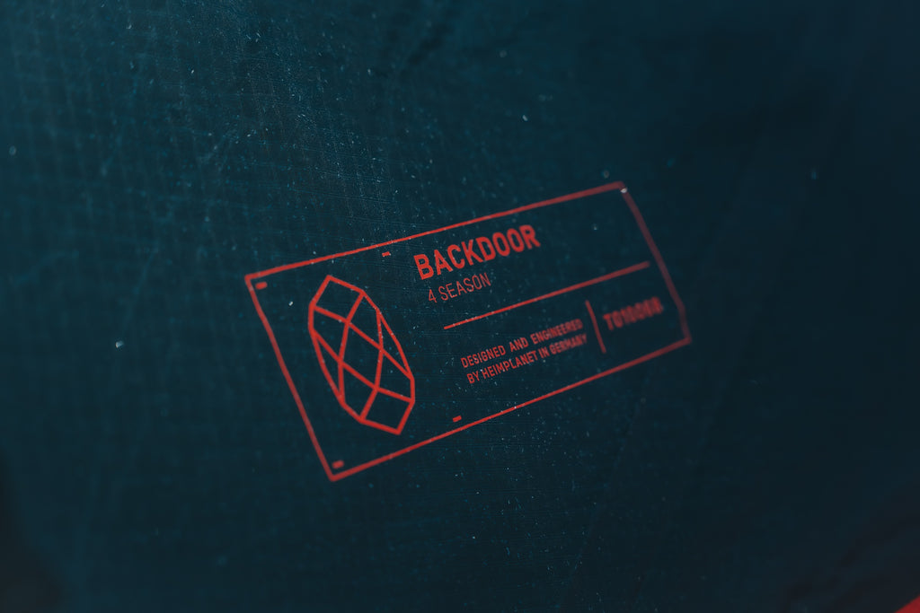 Regen- und sturmfest/Zeltboden [5000mm], Außenzelt [3000mm].
