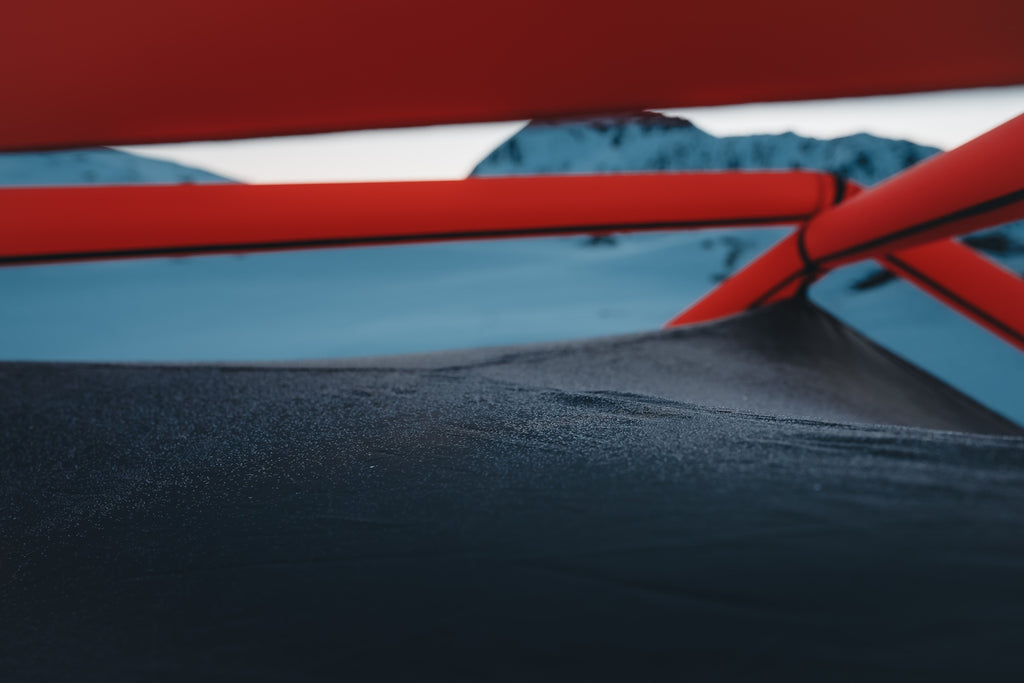 Kirra; 4-Season, Neon Red/Castlerock