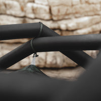 Das Zelt als Einheit/Keine lästigen Einzelteile - besonders bei Wind oder Dunkelheit vorteilhaft.